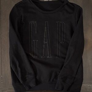 GAP Classic Black Pullover Crewneck